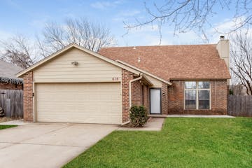 616 Firelane Rd Edmond, OK 73003